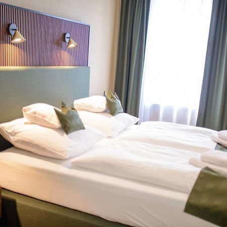 Stadthotel Koenig Albert 齐陶 外观 照片